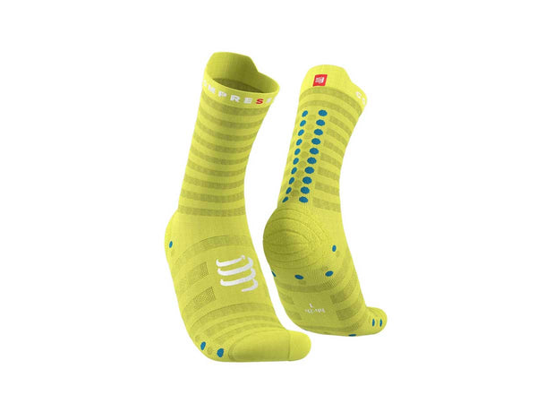 Calceta Compressport PRO RACING SOCKS V4.0 UltraLight Run High Primerose